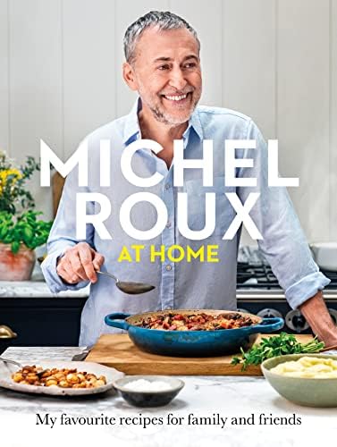 フランス料理本　Michel Guerard Michel Guerard's Cuisine Minceur: Michel Guerard: 9780333219072